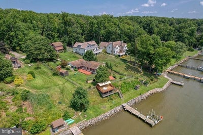 /international/us/64-s-shore-road-elkton-md-110108902052/