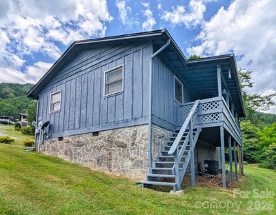/international/us/84-stoney-ridge-loop-maggie-valley-nc-110101005873/