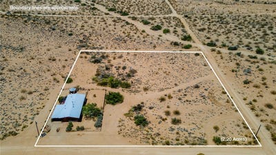 /international/us/3745-n-aguila-road-golden-valley-az-110100421696/