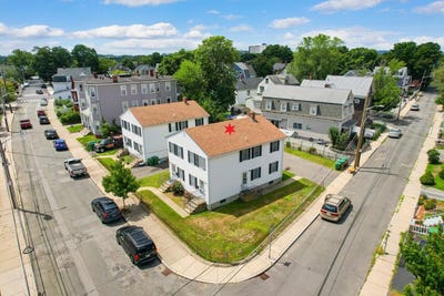 /international/us/88-90-park-st-medford-ma-110109694424/