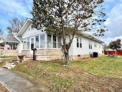 /international/us/1414-r-street-bedford-in-110103417599/