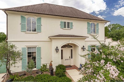 /international/us/2508-bocage-lake-dr-baton-rouge-la-110097131415/