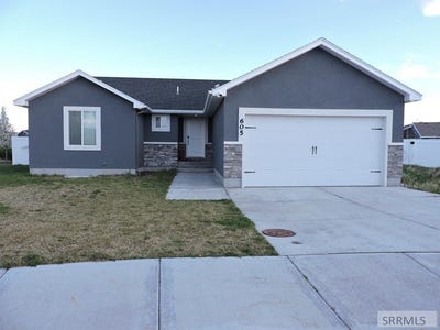 /international/us/605-boulder-street-rigby-id-110107343183/