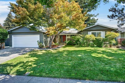 /international/us/3614-newark-drive-napa-ca-110110375802/