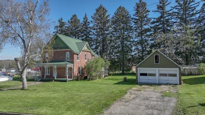 /international/us/23965-washington-street-independence-wi-110106028303/