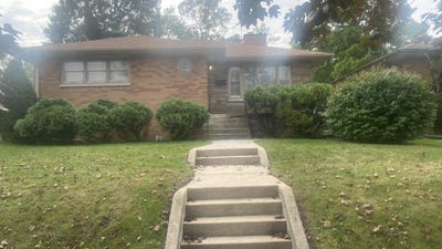 /international/us/1311-w-45th-avenue-gary-in-110120753822/