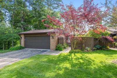 /international/us/121-pine-cove-circle-kalamazoo-mi-110108333136/