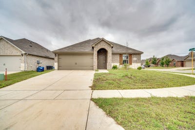 /international/us/1219-fairbanks-drive-ennis-tx-110108231428/