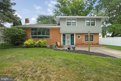 /international/us/157-s-brentwood-drive-mount-laurel-nj-110108984618/