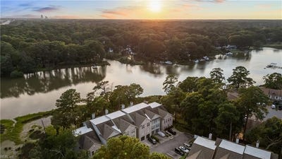 /international/us/505-hidden-way-virginia-beach-va-110101177537/