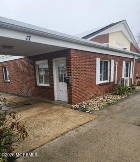 /international/us/17-buckingham-drive-lakewood-nj-110108228295/