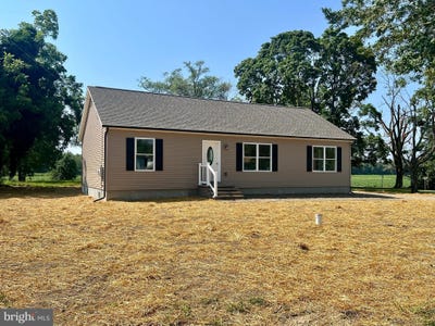 /international/us/135-maple-avenue-cedarville-nj-110101196416/