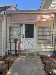 /international/us/627-della-street-tappahannock-va-110109010954/