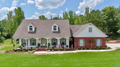 /international/us/109-whippoorwill-drive-red-bay-al-110100588197/