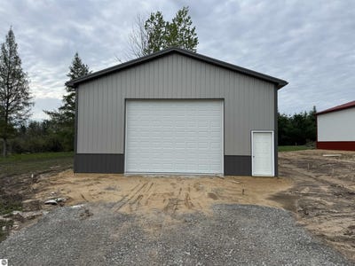 /international/us/5041-s-branch-road-hale-mi-110108345346/
