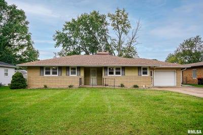 /international/us/130-clark-street-morton-il-110110423134/