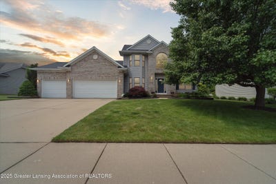 /international/us/11195-prestwick-drive-lansing-mi-110100257070/