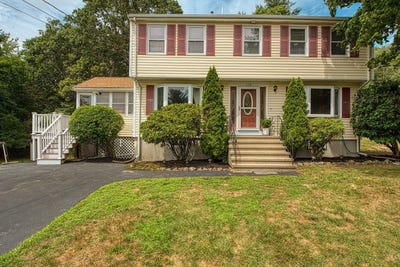/international/us/110-william-kelley-rd-stoughton-ma-110101011802/