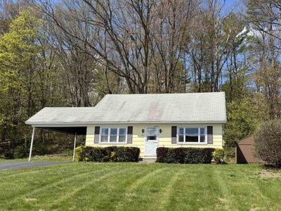 /international/us/39-atwood-street-brattleboro-vt-110105276201/