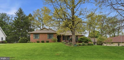 /international/us/7018-fairway-oaks-fayetteville-pa-110107637132/