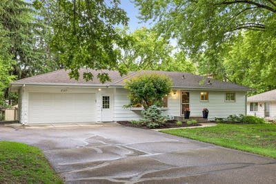/international/us/2167-watertown-road-long-lake-mn-110108876792/