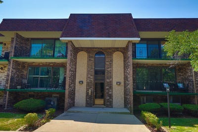 /international/us/9134-s-pulaski-road-oak-lawn-il-110101128125/?lang=en