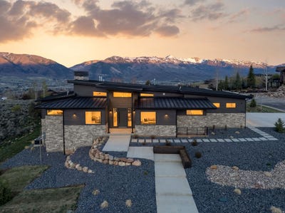 /international/us/5585-e-highland-view-ct-eden-ut-110107086904/