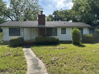 /international/us/308-s-depot-street-bonifay-fl-110100578910/