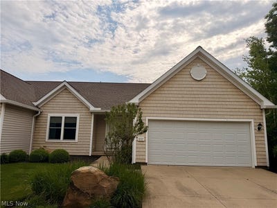 /international/us/897-stonewater-drive-kent-oh-110108200426/