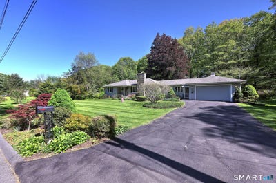 /international/us/51-cedar-hill-drive-trumbull-ct-110108032430/