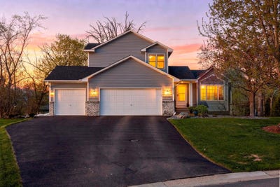 /international/us/20585-georgia-avenue-place-n-forest-lake-mn-110107696708/