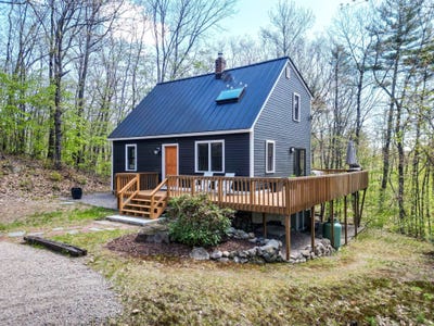 /international/us/9-oak-ridge-road-madison-nh-110107960886/