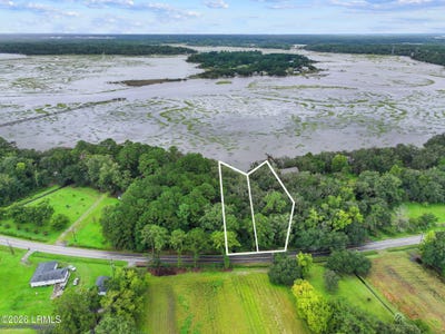 /international/us/112-stuart-point-road-seabrook-sc-110107616446/