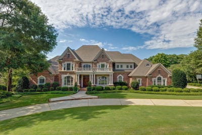 /international/us/106-chatsworth-road-greer-sc-110101371483/?lang=en