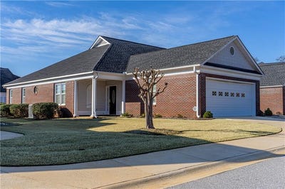 /international/us/1605-autumn-leaf-drive-phenix-city-al-110106718321/