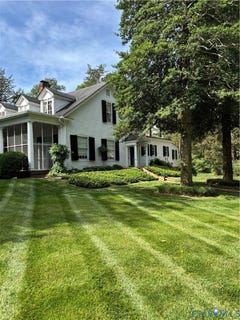 /international/us/209-ross-road-henrico-va-110108577488/