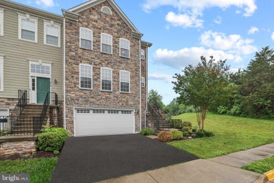 /international/us/874-stonefield-square-ne-leesburg-va-110108397169/