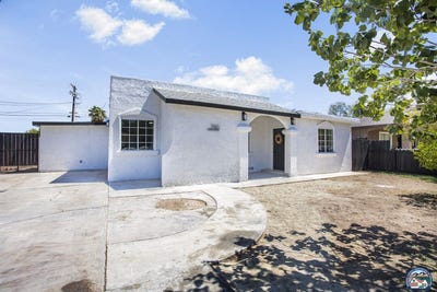 /international/us/740-lenrey-ave-el-centro-ca-110108581340/