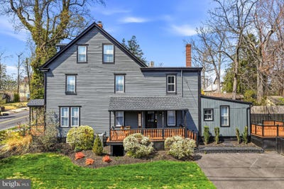 /international/us/129-s-church-street-moorestown-nj-110106060399/