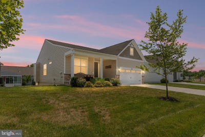 /international/us/404-paper-birch-street-middletown-de-110108424226/