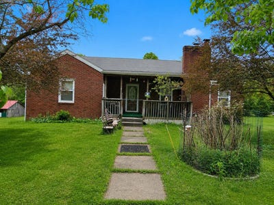 /international/us/125-131-zimmerman-rd-loch-sheldrake-ny-110108344770/