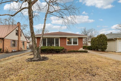/international/us/124-harlem-avenue-glenview-il-110108197438/
