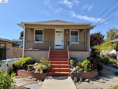 /international/us/1033-fountain-st-alameda-ca-110108383594/