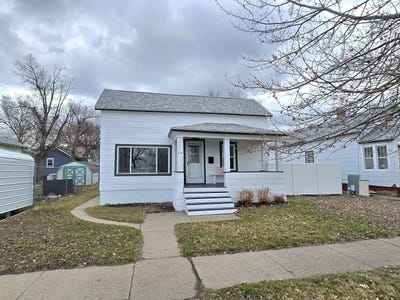 /international/us/415-s-anderson-glendive-mt-110108011297/