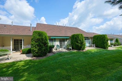 /international/us/4043-woodspring-lane-york-pa-110101198150/