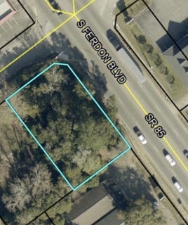 /international/us/walnut-e-avenue-lot-5-6-crestview-fl-110102681143/