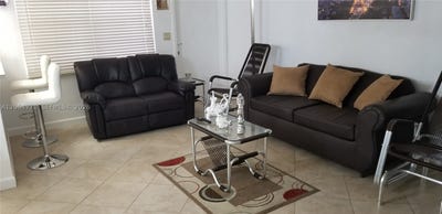 /international/us/5300-washington-st-hollywood-fl-110110325131/
