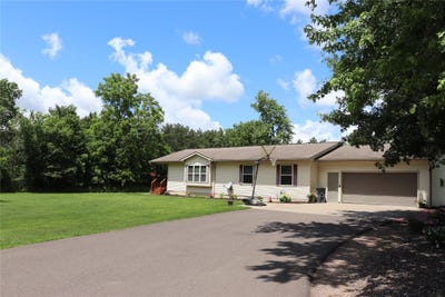 /international/us/50311-west-street-osseo-wi-110109029144/