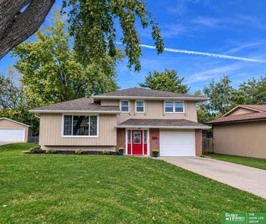/international/us/9016-lakeview-drive-omaha-ne-110120636170/