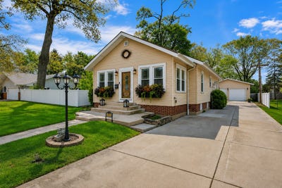 /international/us/311-w-north-avenue-bartlett-il-110107981772/
